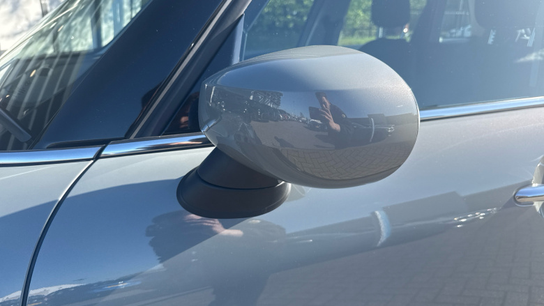 MINI Hatchback 1.5 One Classic 5dr Petrol Hatchback